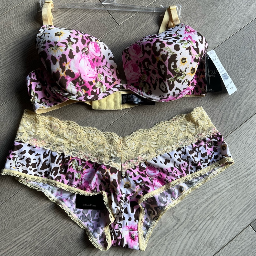 René Rofé - Lace Push-up Bra & Matching Panties Set